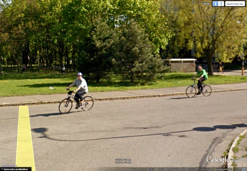 cyklisti.jpg