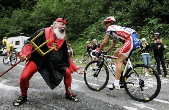 crazy-tour-de-france-fans.jpg